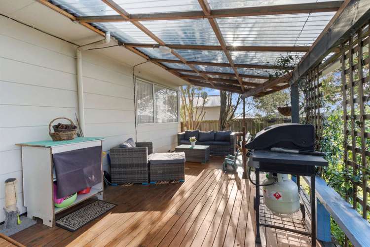9 Bronte Place Owhata_11