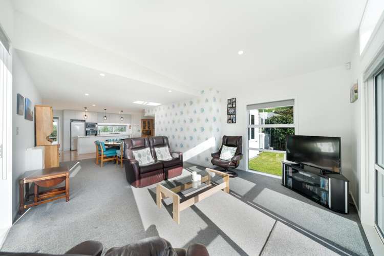 22 Banks Boulevard Whitby_10