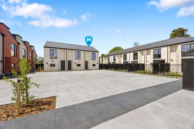 Brand New Townhouse In Fabulous Location!