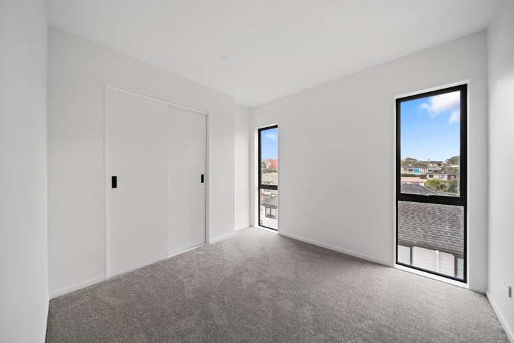 2/17 Sunnyfield Crescent Glenfield_4