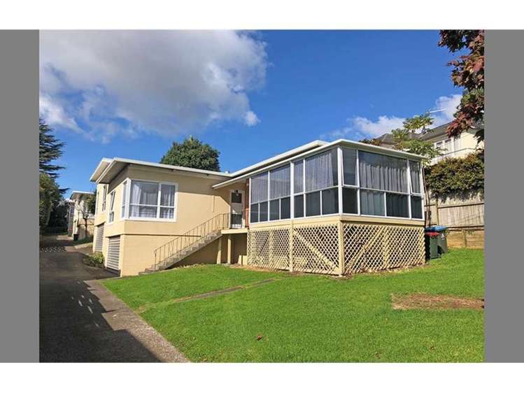 1/28 Armadale Road_0