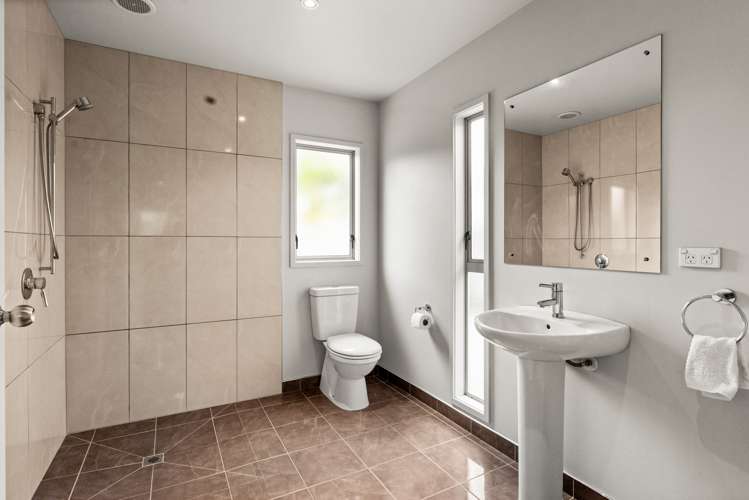 7 Malbec Way Greenmeadows_15