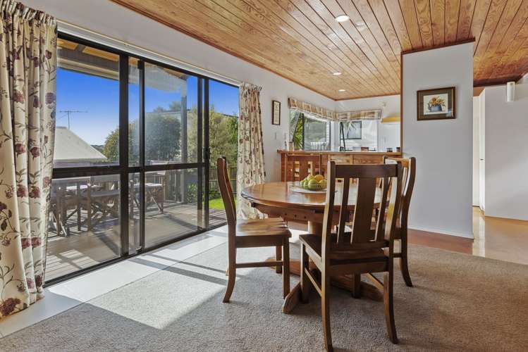 2/161 Stredwick Drive Torbay_5