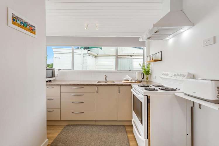 9 Seaforth Street Karitane_9