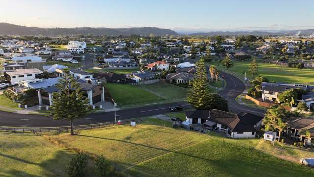 5 Pacific Parade Coastlands_3