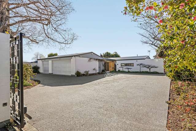 Mid-Century Mastery!