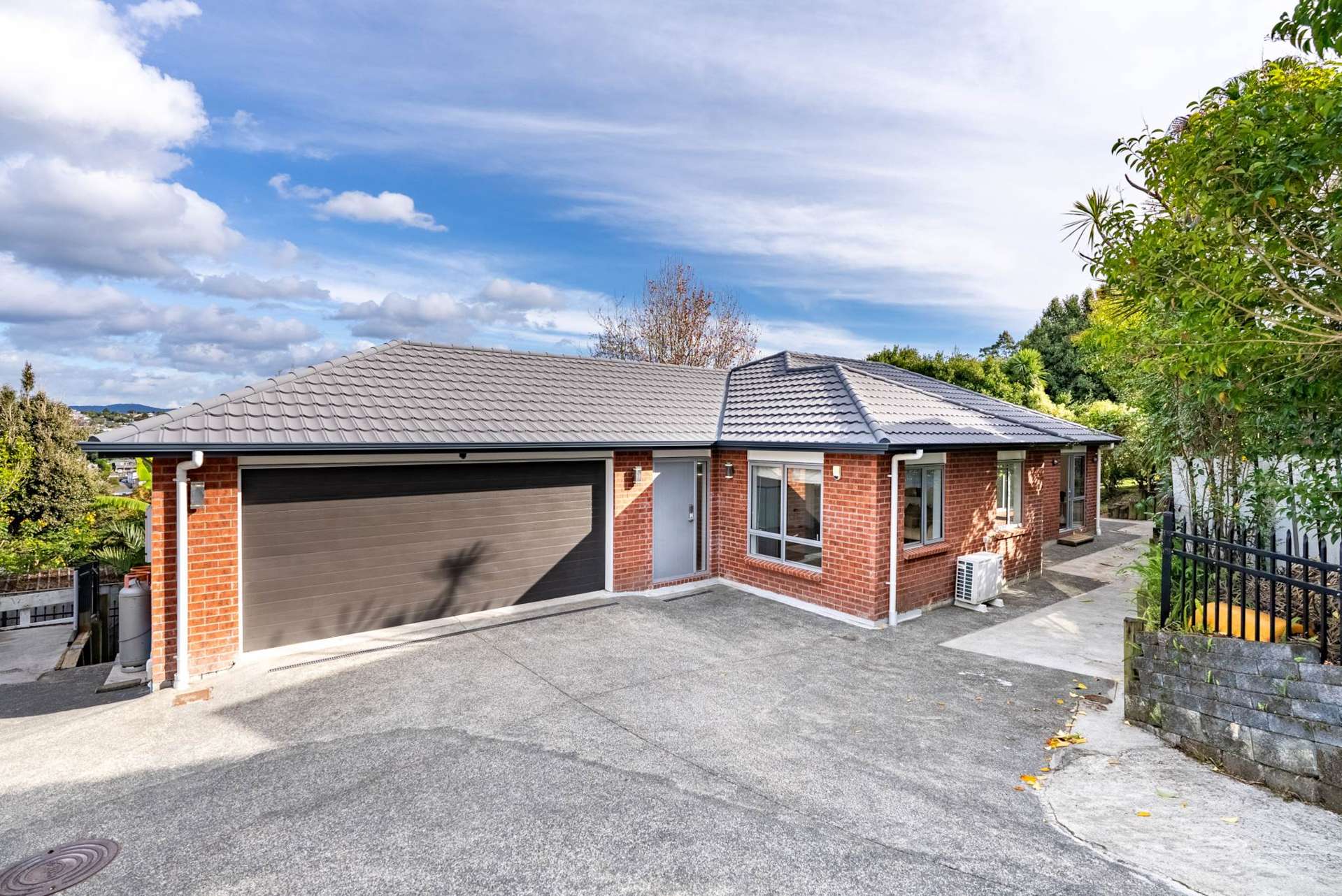 77A Royal Road Massey_0