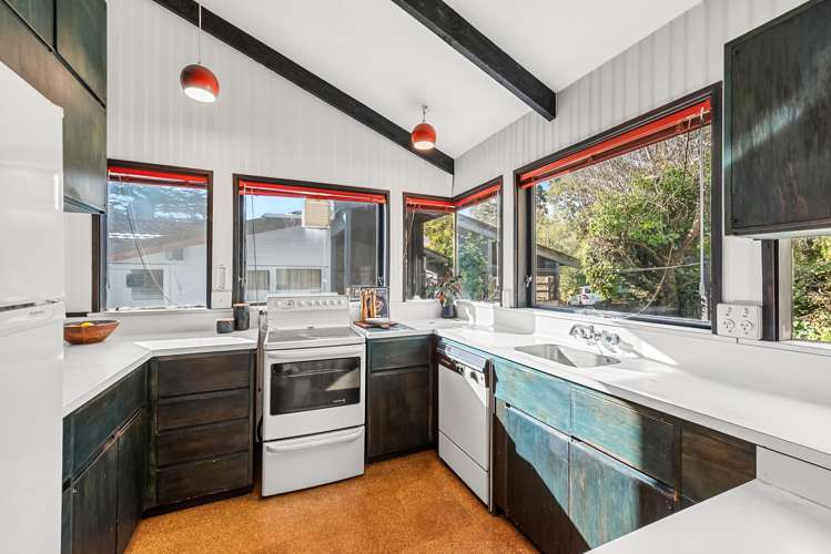 8 Freemans Way Pinehaven_8