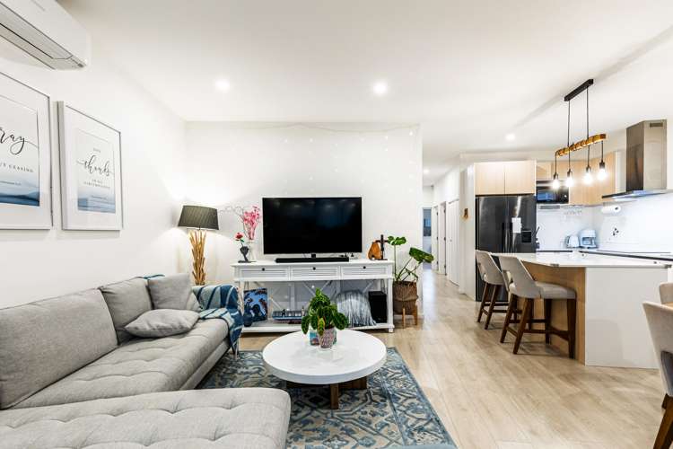 23 Herekino Street Westgate_5