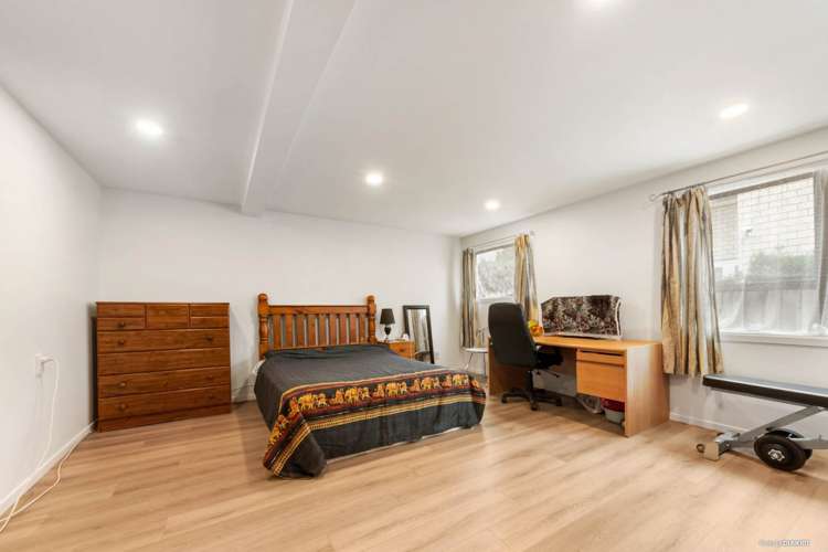 18 Peter Buck Road New Windsor_10