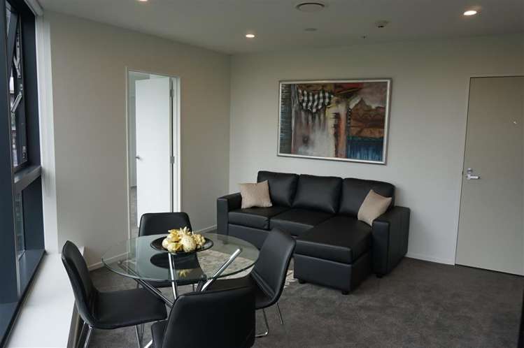 604/18 Saint Martins Lane Grafton_3