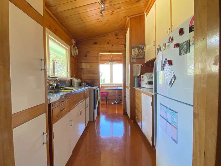 101 Point View Drive East Tamaki Heights_4