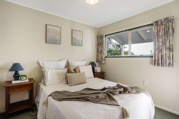 930 Harington Point Road Harington Point_16