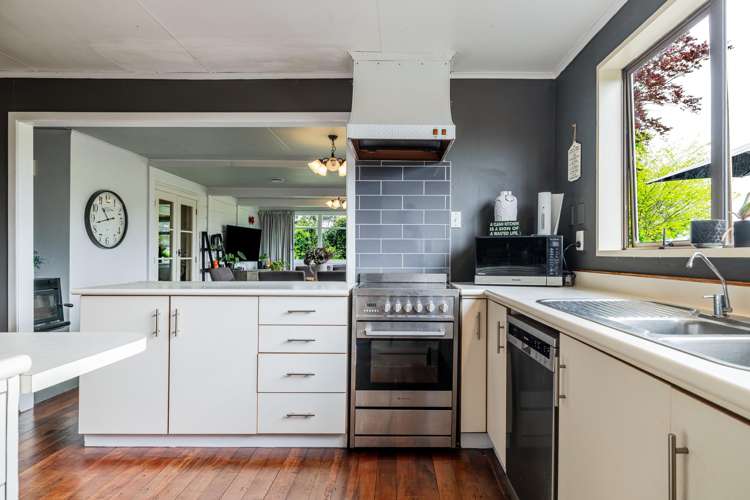 1032 Kimbolton Road_2