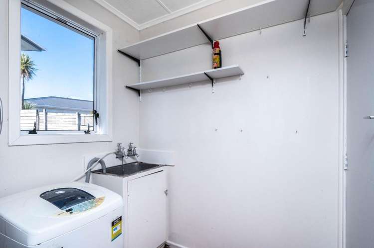 27 Brooker Grove Newlands_19