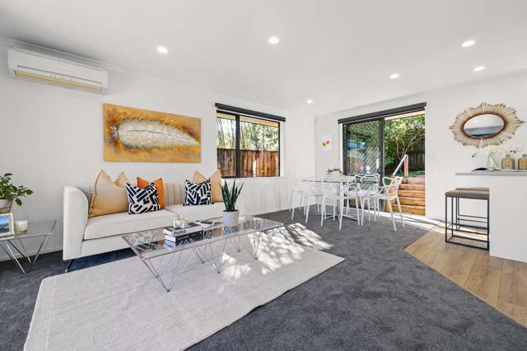 9 Louvain Place Greenhithe_6