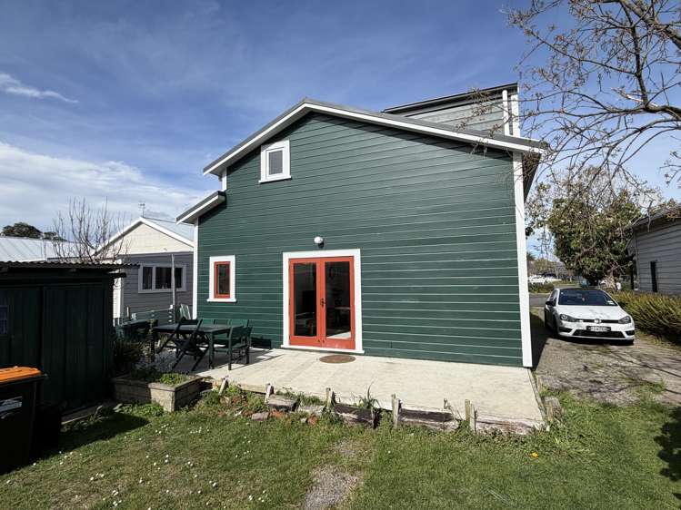 29 Dahlia Street Palmerston North_22