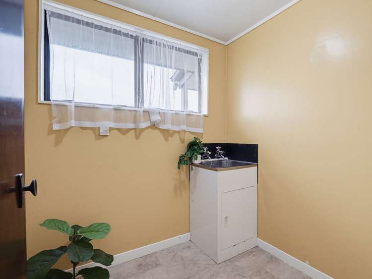 43 Wembley Place Whanganui East_17