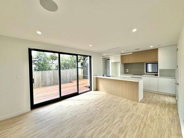 Modern Living in the Heart of Addington