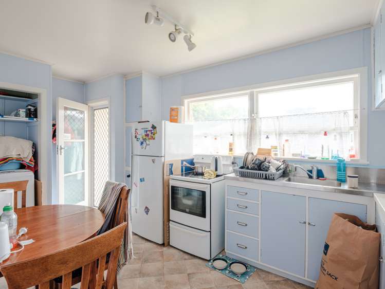 2/114 Rutene Road Kaiti_11