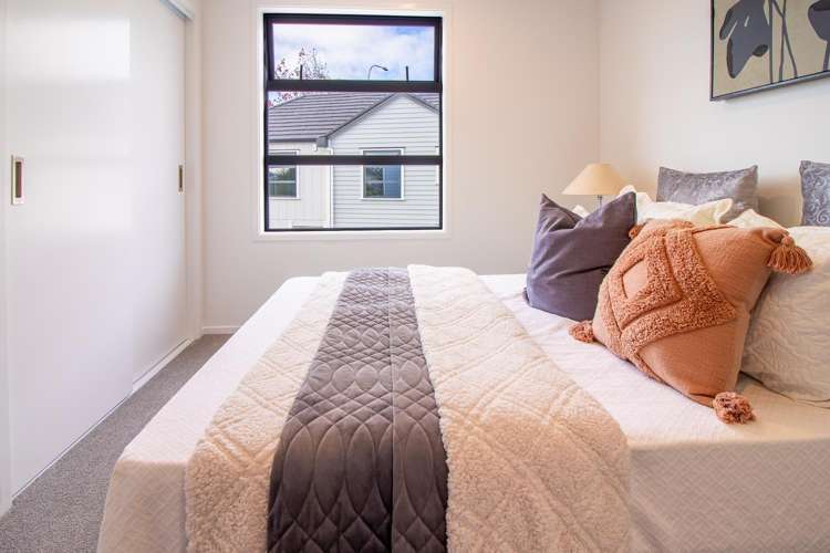 2-4 Moa Road Point Chevalier_9