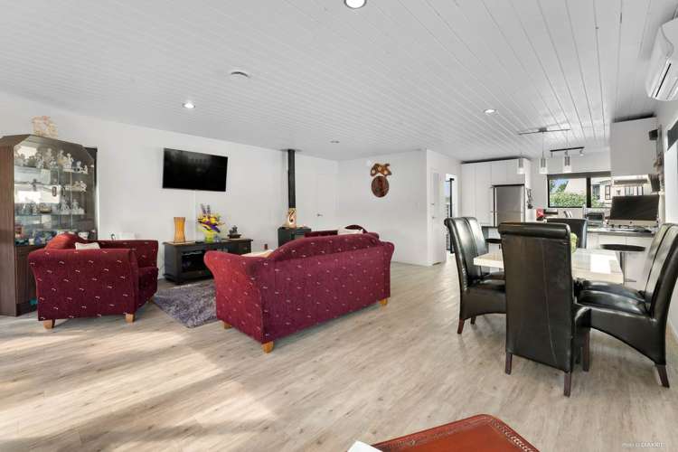 1/30 Pinehurst Place Wattle Downs_9