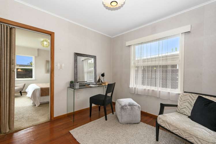 19 Tudor Crescent Chedworth_10