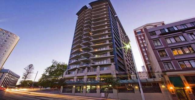 Central Auck Studio Apt: Gym, Pool & Views!