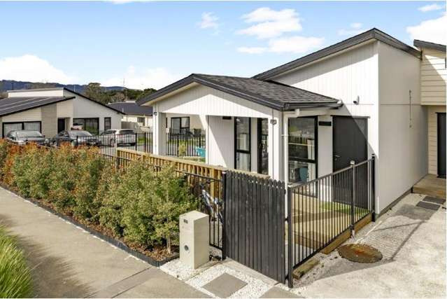Contemporary Comfort - Modern Freehold Home in Karaka