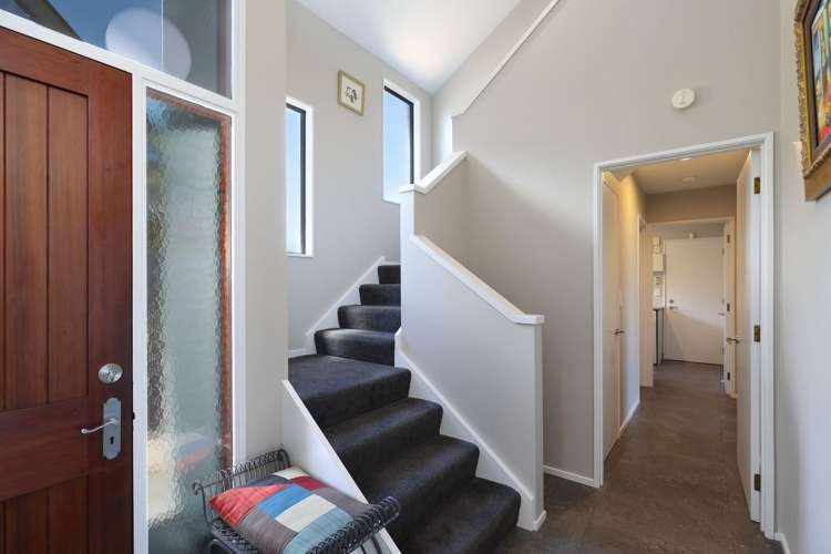 350 Princes Drive Britannia Heights_21