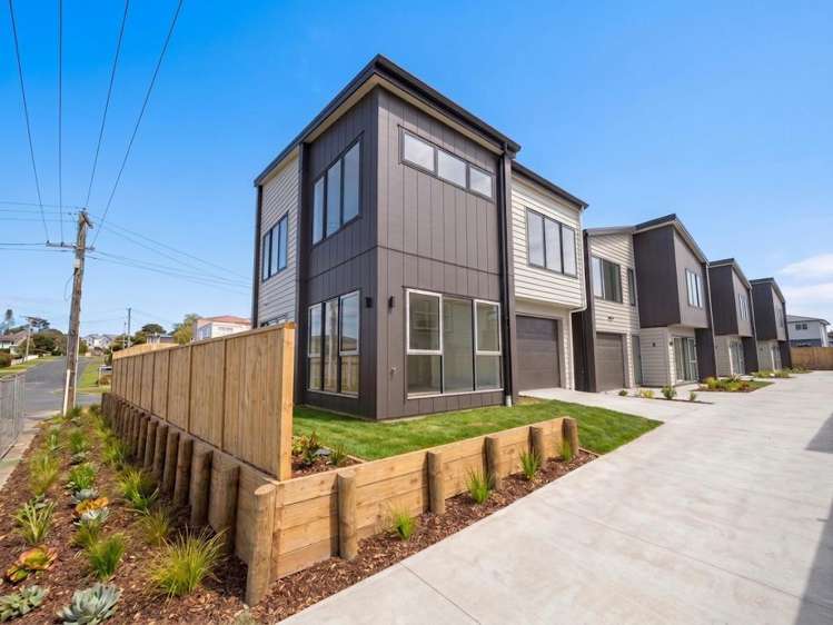 20 Greenmeadows Avenue_1