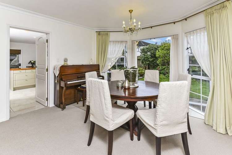 213 East Coast Road Castor Bay_10