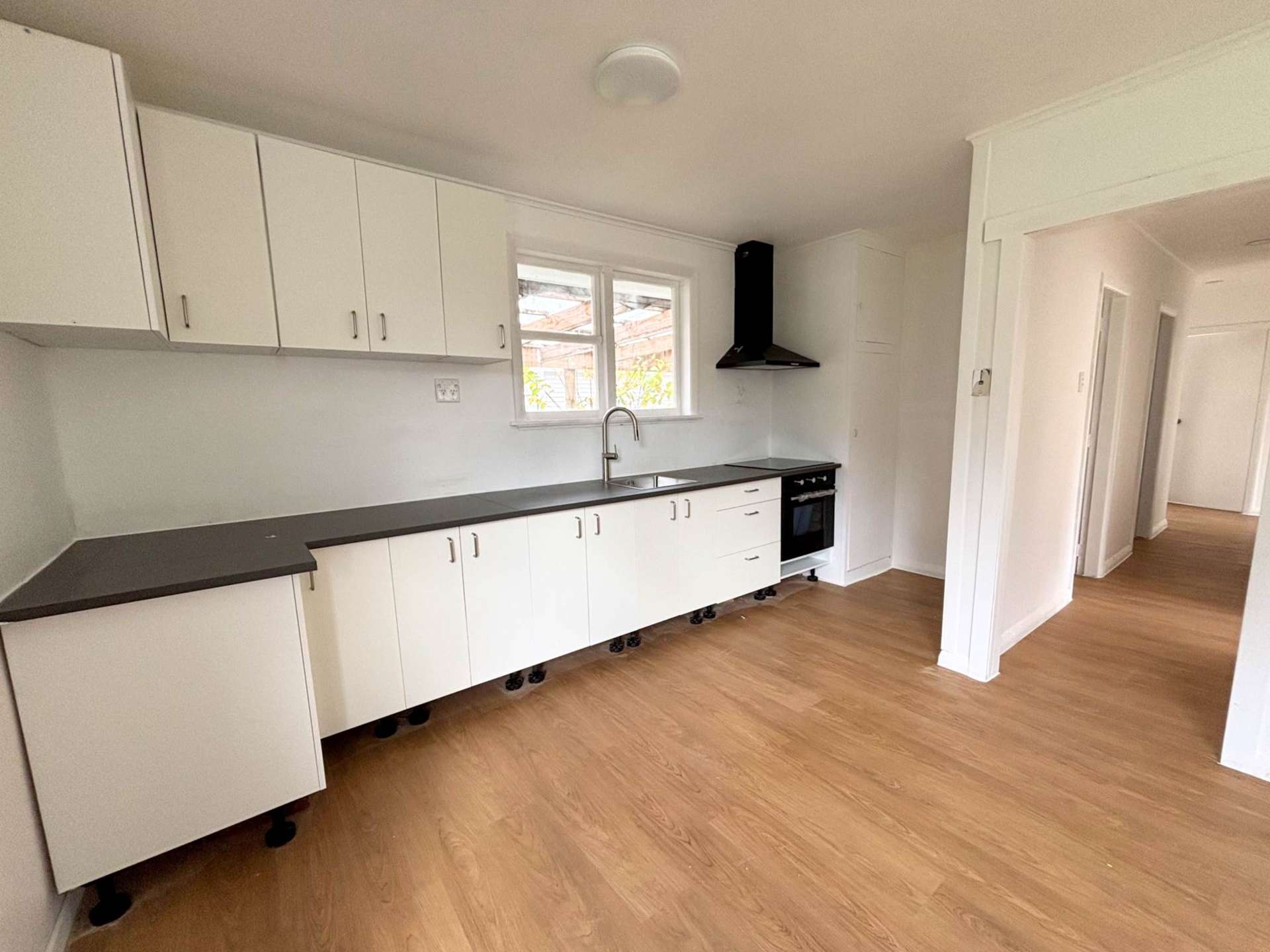 24 Glendale Road Woodhill_0
