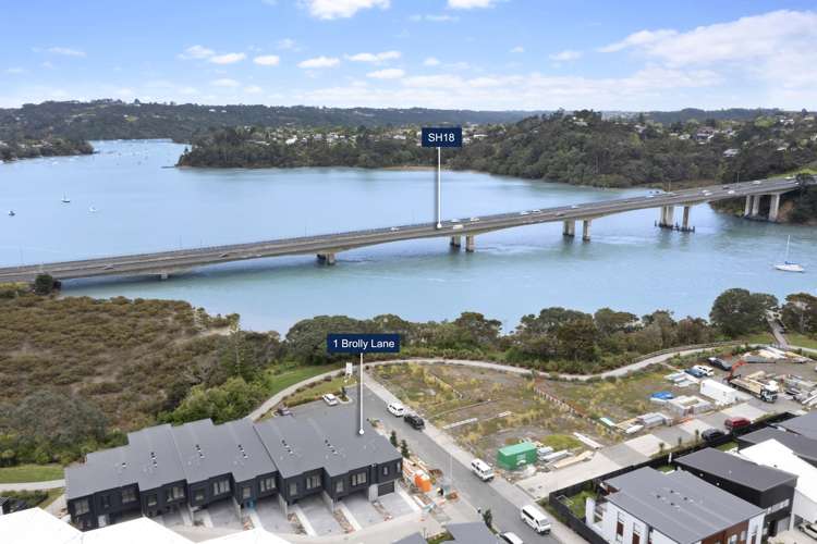 1 Brolly Lane Hobsonville_11