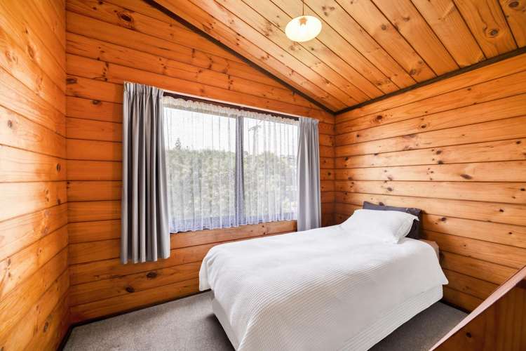 23 Rospeath Crescent Spotswood_13