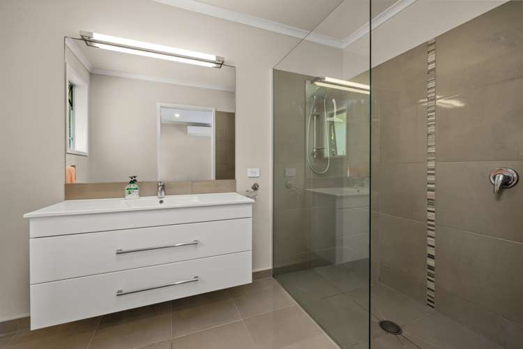 25 Halyard Loop Haruru_10