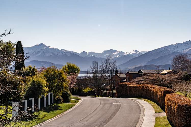127 Hunter Crescent Wanaka_9