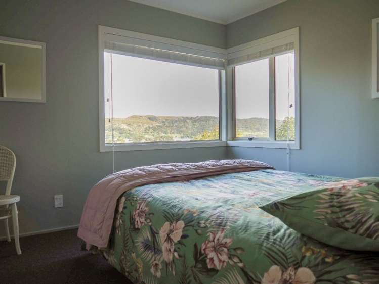 21b Long Street Raglan_11