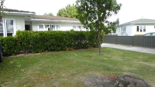 805 Clive Street 10474_1