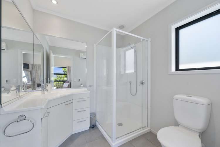 15 Kahurangi Heights Aotea_11