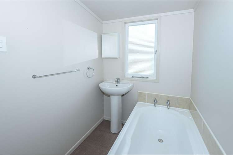 65 Raurimu Avenue Onerahi_7