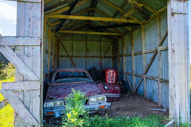 181A Old Parua Bay Road Abbey Caves_18