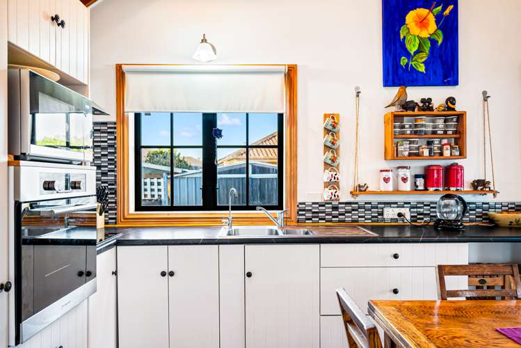 33 Shoemaker Road Waipu_9