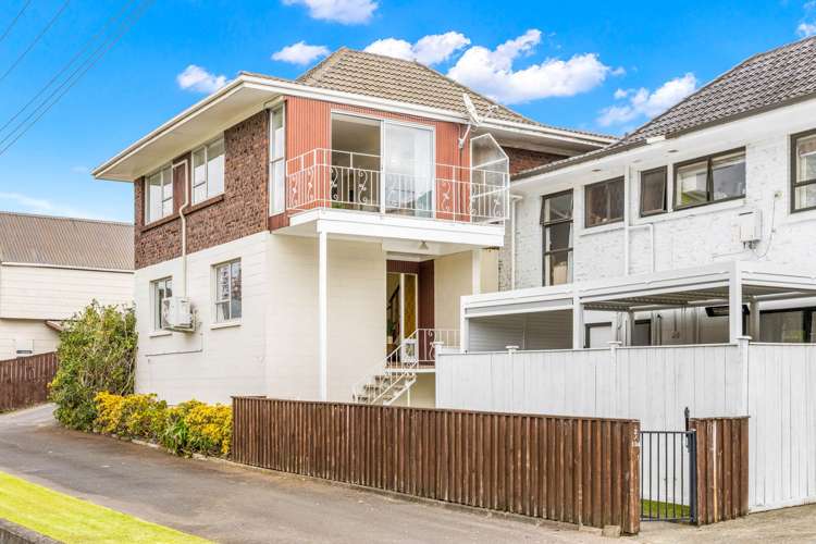 2/134 Taylors Road Mt Albert_0