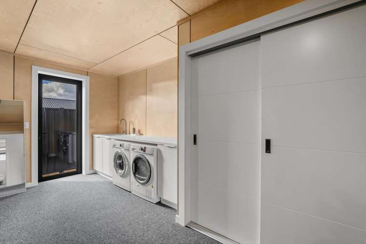 17 Dunn Street Lake Hawea_11