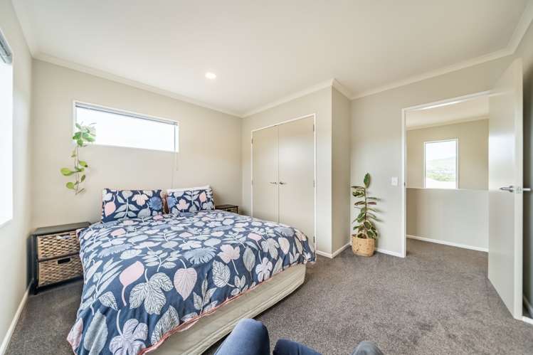 31 Te Puia Drive Aotea_24