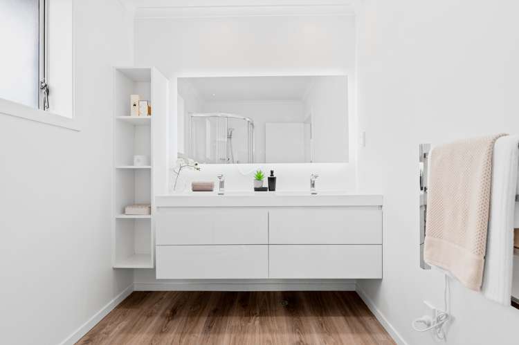 26 Lachlan Drive Dinsdale_11