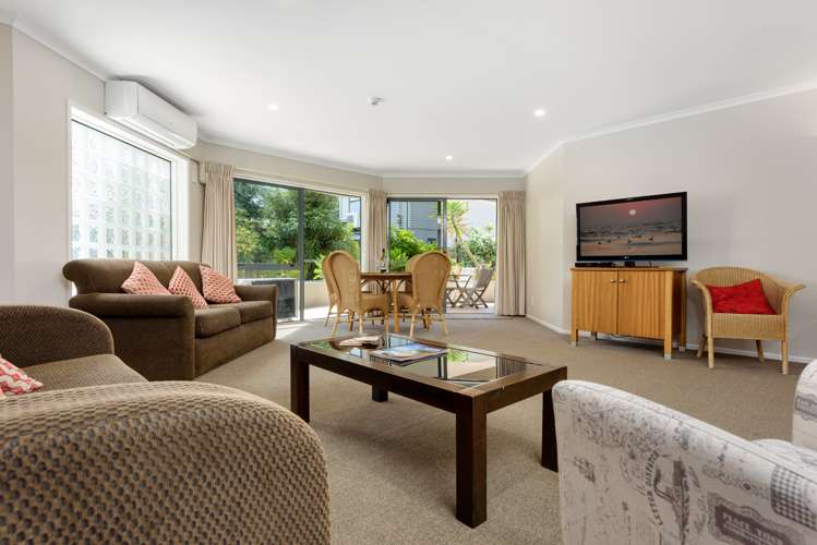 206/178 Marine Parade Mount Maunganui_2