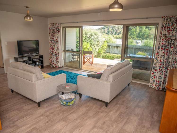 16 Pohutukawa Drive Coopers Beach_11