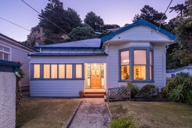 83 Marine Parade Seatoun_1